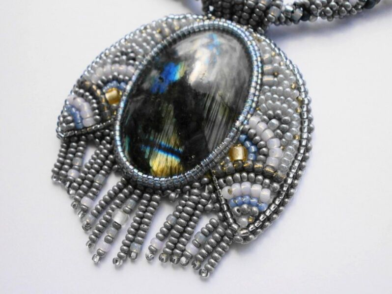 Bead pendant as a talisman of good luck